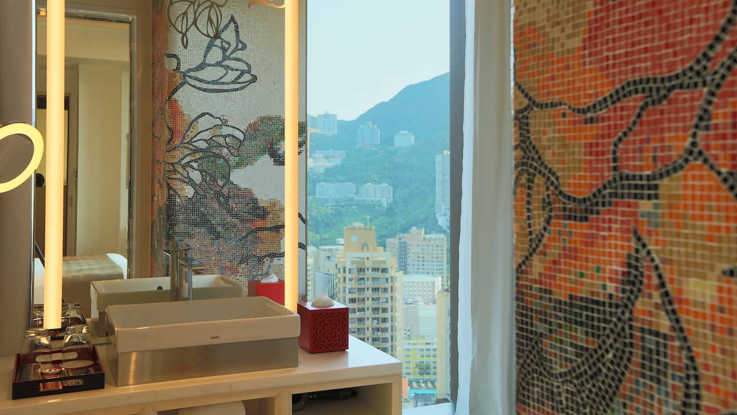 Mira Moon New Moon Bathroom